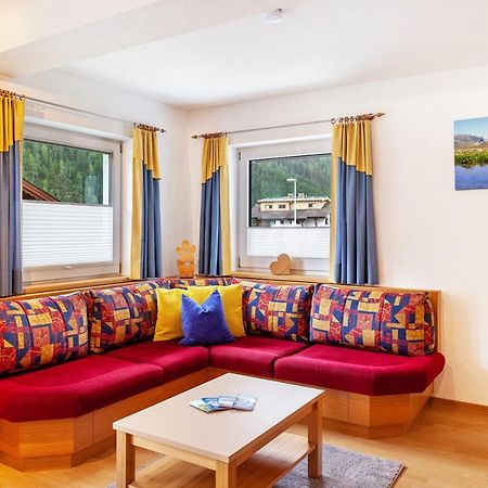 Haus Alpenheim Apartment 3 Tux Bagian luar foto