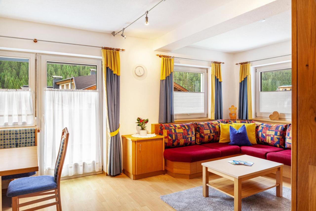 Haus Alpenheim Apartment 3 Tux Bagian luar foto